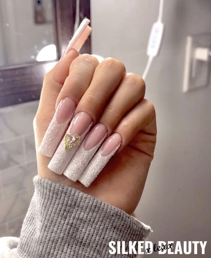 Silked Nails X Lexx Logo