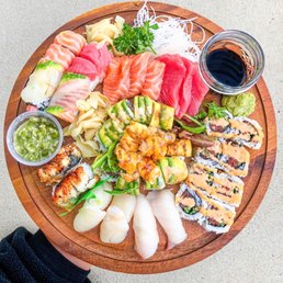 Sushi takeout: salmon/tuna sashimi, spicy tuna roll, red snapper/scallop/eel sushi, rainbow roll, bang bang shrimp roll Sushi takeout: salmon/tuna sashimi, spicy tuna roll, red snapper/scallop/eel sushi, rainbow roll, bang bang shrimp roll