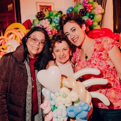Lovekins Balloons - Balloon flower pop up shop