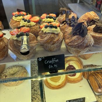 La Baguette - Amazing croissant-muffins, and other pastries. - Bakeries Near Me - Norman, Oklahoma