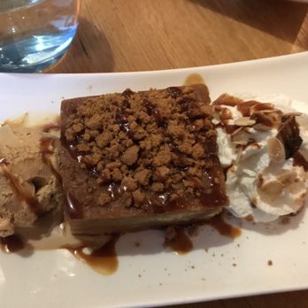 L'Acanthe - French toast cake with praline ice cream - French Near Me - Paris, 75