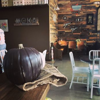 Breezeway Coffee Roasters - Coffee & Tea Near Me - Charlotte, North Carolina