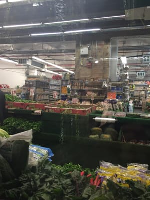 Manhattan Fruit Exchange by null