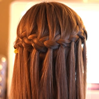 1. Rregina Salon