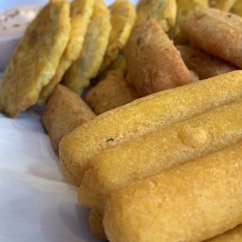El Rincón Criollo - Appetizers with MayoKetchup - Puerto Rican Near Me - Cayey, Puerto Rico