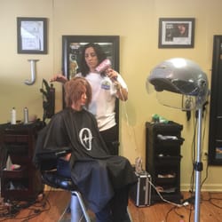 Big Tease Hair Salon - Shop owner Jessica