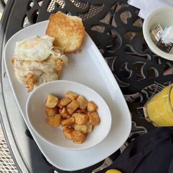 Another Broken Egg Cafe - BROKEN EGG Biscuit Sandwich - Breakfast & Brunch Near Me - Shenandoah, Texas