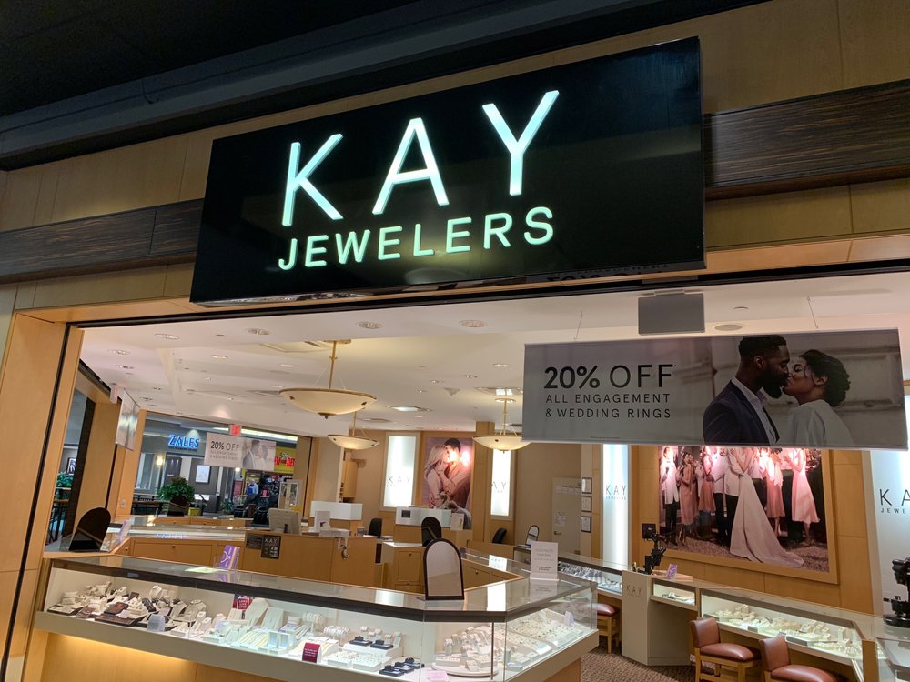 KAY JEWELERS Updated April 2024 1551 Valley West Dr, West Des