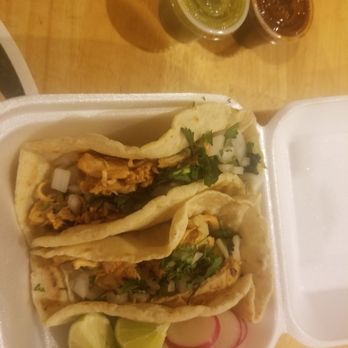 Taqueria Casa Mixteca - Chicken Tacos w/ handmade tortilla (yes, I'm all about authentic real tortilla whether corn or handmade as a cultural cuisine taster) - Mexican Near Me - Burien, Washington Taqueria Casa Mixteca - Chicken Tacos w/ handmade tortilla (yes, I'm all about authentic real tortilla whether corn or handmade as a cultural cuisine taster) - Mexican Near Me - Burien, Washington