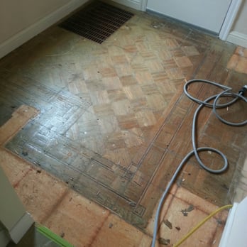 Swirsding's Floor Service - Here is the entry way before. - Flooring Near Me Swirsding's Floor Service - Here is the entry way before. - Flooring Near Me