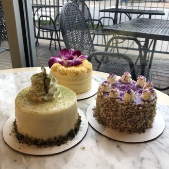 Jennivee’s Bakery - Cakes - Desserts Near Me - Chicago, Illinois Jennivee’s Bakery - Cakes - Desserts Near Me - Chicago, Illinois