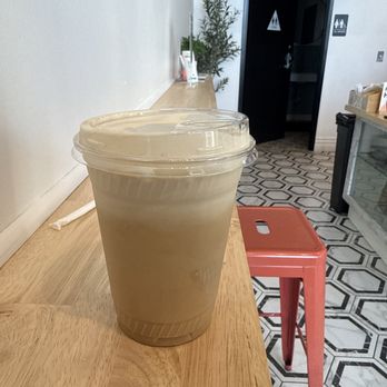 Solid Coffee Roasters - Early gray latte *iced* - Coffee & Tea Near Me - Huntington Beach, California