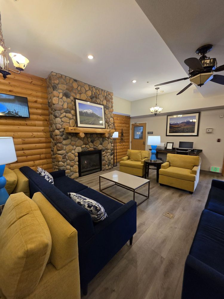 Comfort Suites Anchorage International Airport