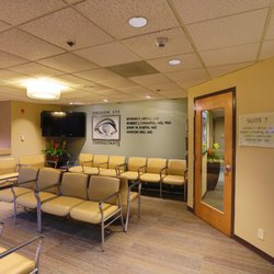 Oregon Eye Consultants - Waiting area