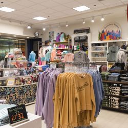 UBetcha - Looking for the perfect Minnesota-themed gift? Browse UBetcha! at MOA.