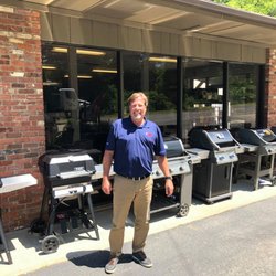 Bob Crane, President of Crane Appliance at our Vineyard Haven location.