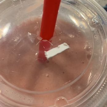 Smoothie King - The piece of plastic found in my smoothie. - Juice Bars & Smoothies Near Me - Annapolis, Maryland