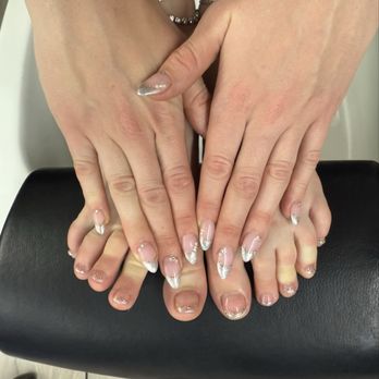 AMPM Nail Salon - Cat eye French tips - Nail Salons Near Me - Las Vegas, Nevada