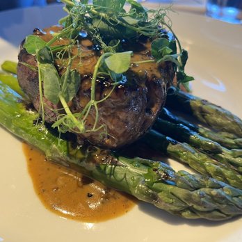 Pier 115 - Filet Mignon - Sports Bars Near Me - Edgewater, New Jersey