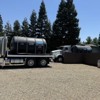 Bubba's Water Truck Service - They kept 2 trucks going delivering back to back. - Water Delivery Near Me - Fresno, California Bubba's Water Truck Service - They kept 2 trucks going delivering back to back. - Water Delivery Near Me - Fresno, California
