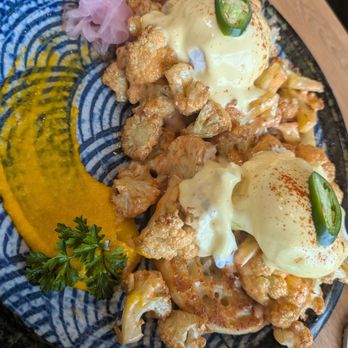 Komorebi Brunch - Cauliflower Benny - Breakfast & Brunch Near Me - Calgary, Alberta