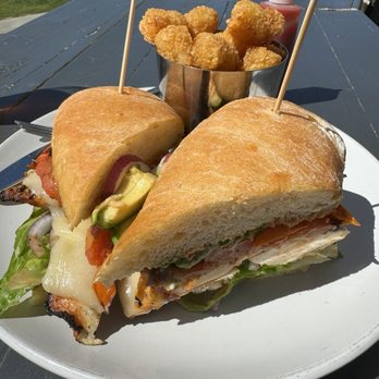 Canyon Lakes - UltimateChicken Bacon Sandwich - Breweries Near Me - San Ramon, California