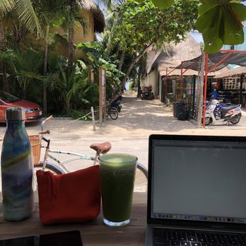 Potheads Beach Road - Breakfast & Brunch Near Me - Tulum, ROO