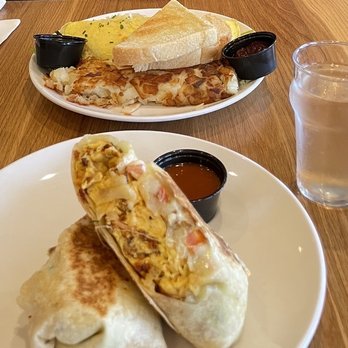 Poached Kitchen - Breakfast burrito, make your own omelette - Breakfast & Brunch Near Me - Irvine, California