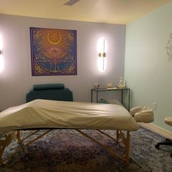 Radiant Life - Actual massage room.