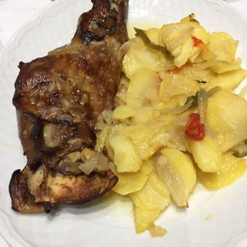 El Rincón Asturiano - Lamb shank - Spanish Near Me - Madrid, M El Rincón Asturiano - Lamb shank - Spanish Near Me - Madrid, M