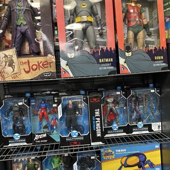 QUINN COMICS - Batman figures - Comic Books Near Me - Harlingen, Texas