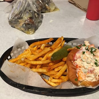 Backyard Bayou - Lobster roll that is runny and not much flavor. The Cajun fries was outstanding. - Cajun/Creole Near Me - Union City, California Backyard Bayou - Lobster roll that is runny and not much flavor. The Cajun fries was outstanding. - Cajun/Creole Near Me - Union City, California