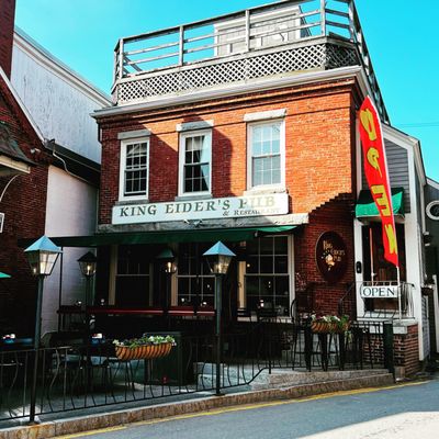 King Eider's Pub by null