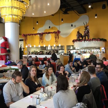 Allô! Mon Coco - Busy open concept restaurant - Breakfast & Brunch Near Me - Laval, Quebec