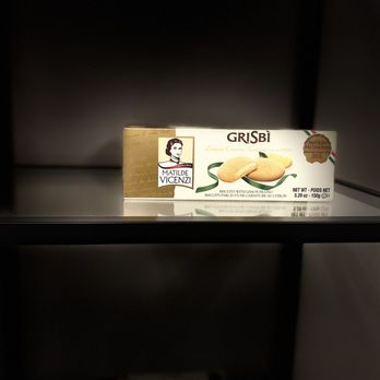 Gualts The Italian Cafe - a carton of cream - Sandwiches Near Me - Miami, Florida Gualts The Italian Cafe - a carton of cream - Sandwiches Near Me - Miami, Florida