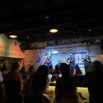 Cafe La Trova - Live music - Cocktail Bars Near Me - Miami, Florida