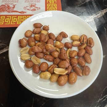 Chef 7 Chinese Food - Free peanuts. - Asian Fusion Near Me - Mesa, Arizona Chef 7 Chinese Food - Free peanuts. - Asian Fusion Near Me - Mesa, Arizona