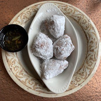 Another Broken Egg Cafe - ComplimentaryBeignets - Breakfast & Brunch Near Me - Dunwoody, Georgia