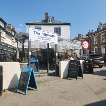 Slipway Hotel - Hotels Near Me - Port Isaac, CON