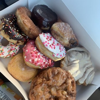 The Donut House - Donuts Near Me - Aurora, Colorado