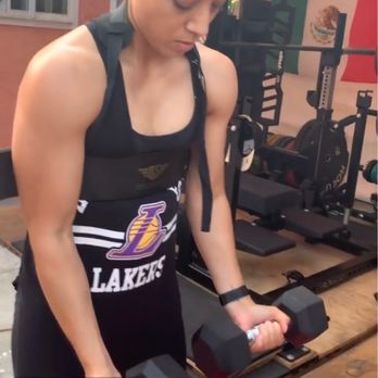 Chapin Strength - Bicep curls wearing an isolation device (who invented this???). - Trainers Near Me Chapin Strength - Bicep curls wearing an isolation device (who invented this???). - Trainers Near Me