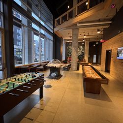 Moxy Minneapolis Downtown - Game room