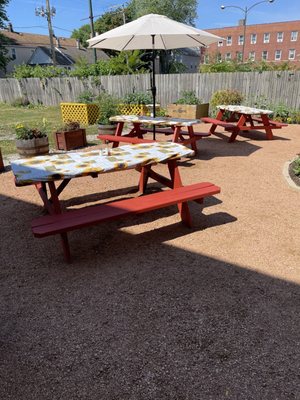 Tom’s Place by null