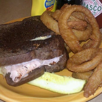 Wright Bros Cafe & Grille - Turkey Ruben - Cafes Near Me - Honolulu, Hawaii