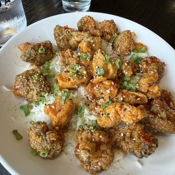 Tavern in the Square - General Tso - New American Near Me - Wrentham, Massachusetts Tavern in the Square - General Tso - New American Near Me - Wrentham, Massachusetts