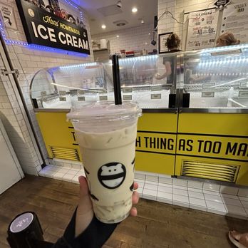 Mini Monster Cafe - Jasmine Milk Tea - Bubble Tea Near Me - Anaheim, California