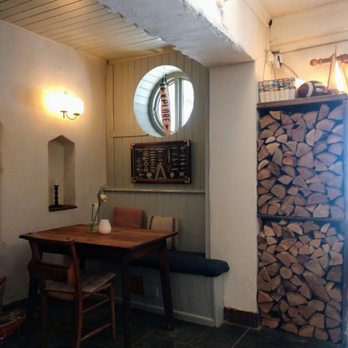 Ferry Boat Inn - Pubs Near Me - Falmouth, CON