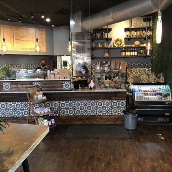 Oromo Cafe Bucktown - Cafes Near Me - Chicago, Illinois