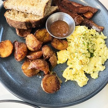 Zuzu’s Petals - Breakfast & Brunch Near Me - Long Beach, California Zuzu’s Petals - Breakfast & Brunch Near Me - Long Beach, California