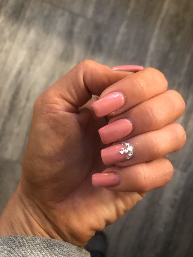 TIP TOP NAILS 3426 S Linden Rd, Flint, Michigan Nail Salons Phone